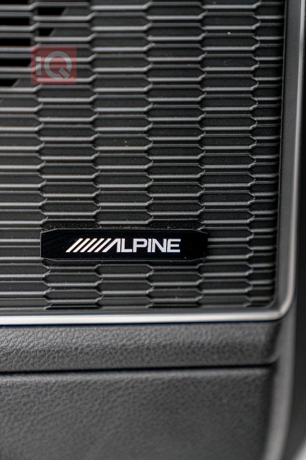 جیپ گراند شیرۆکی